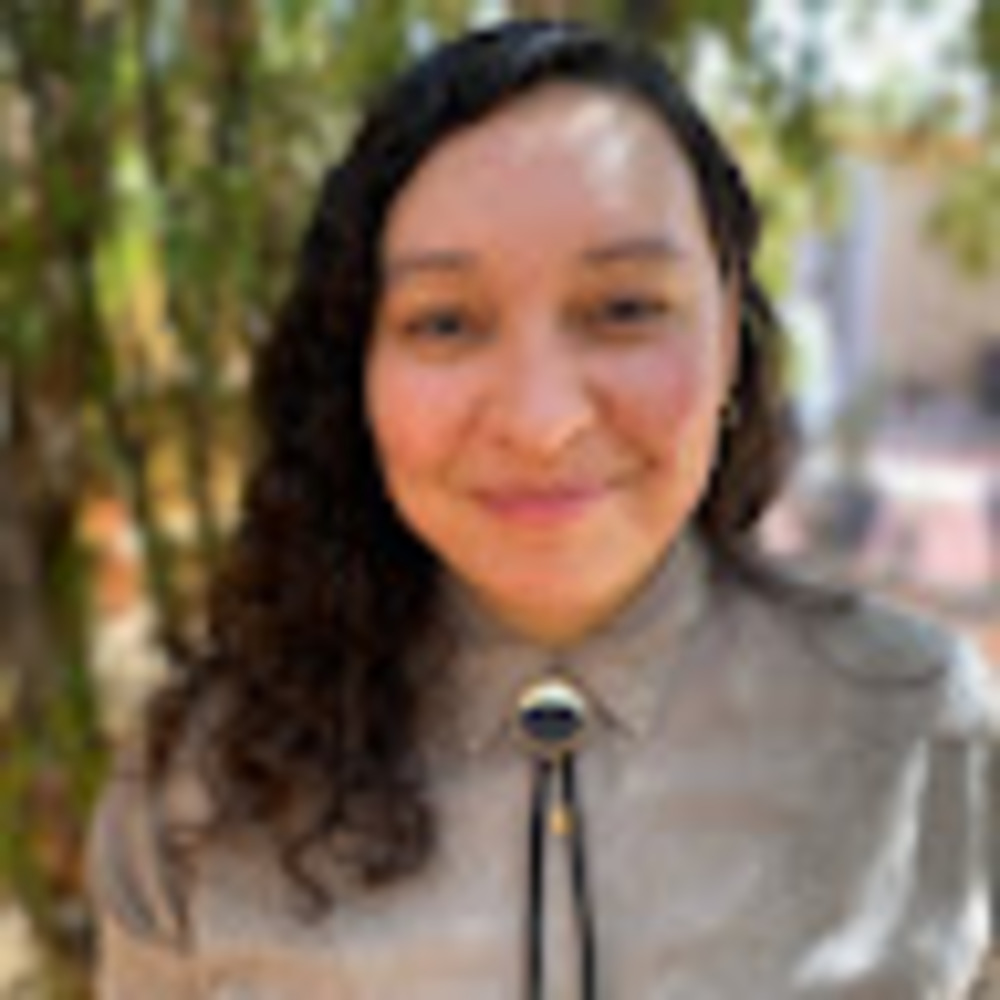 Meet your Posher, Demi